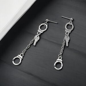 NEW Women's Handcuff‎ Fashion Stud Earrings
